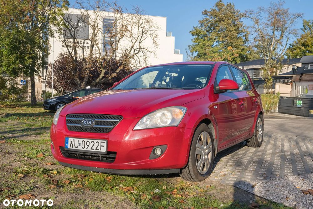 Kia Ceed Cee'd 1.6 Comfort + - 6