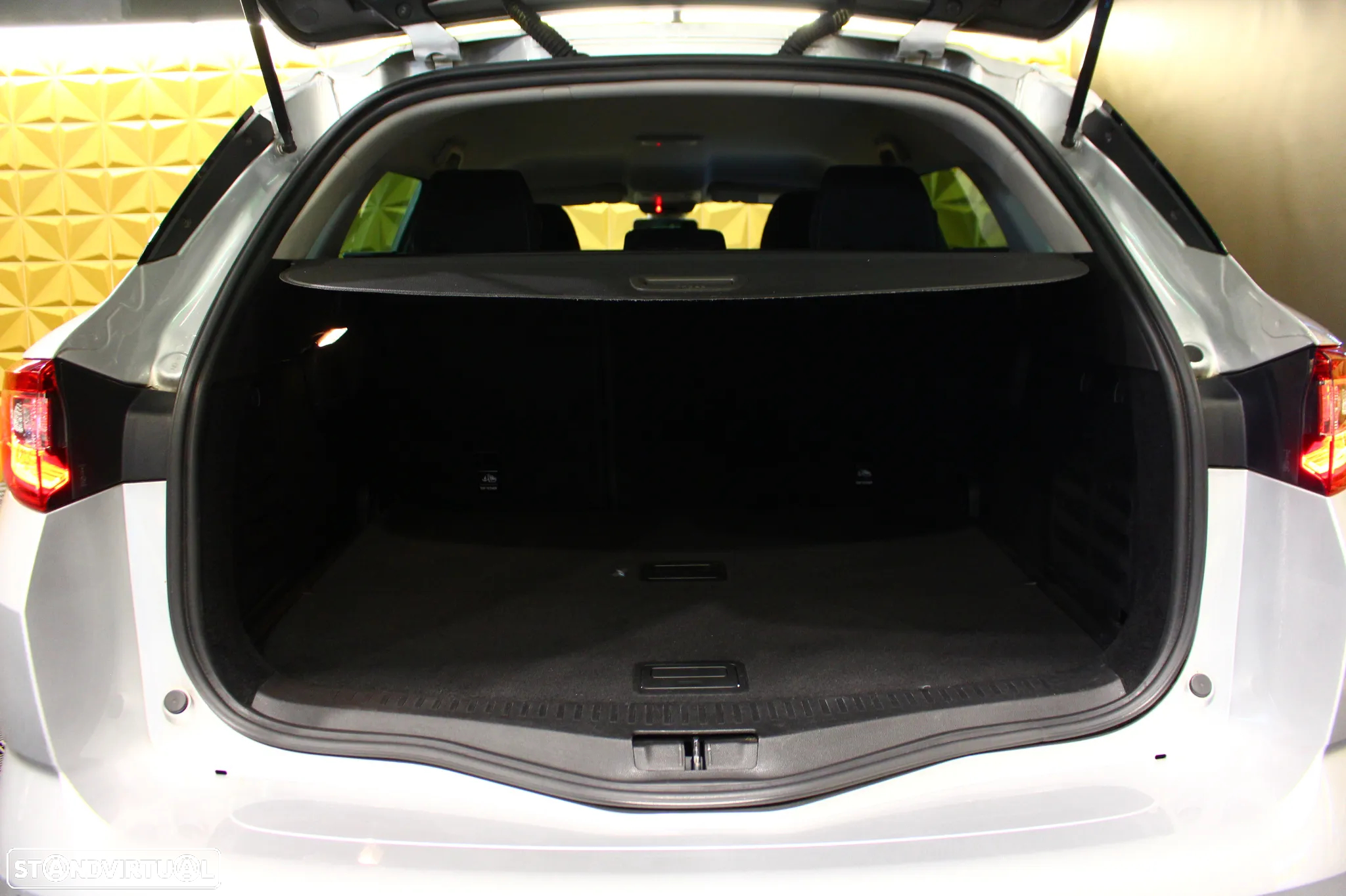 Renault Mégane Sport Tourer 1.5 Blue dCi Limited - 19
