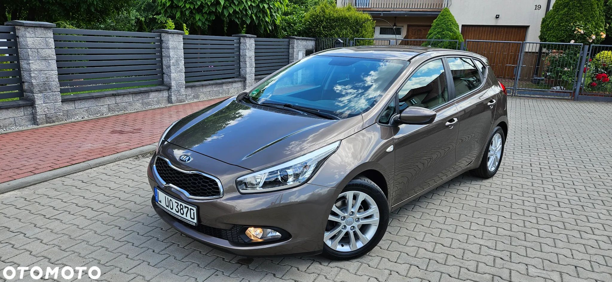 Kia Ceed 1.4 CVVT Spirit - 1