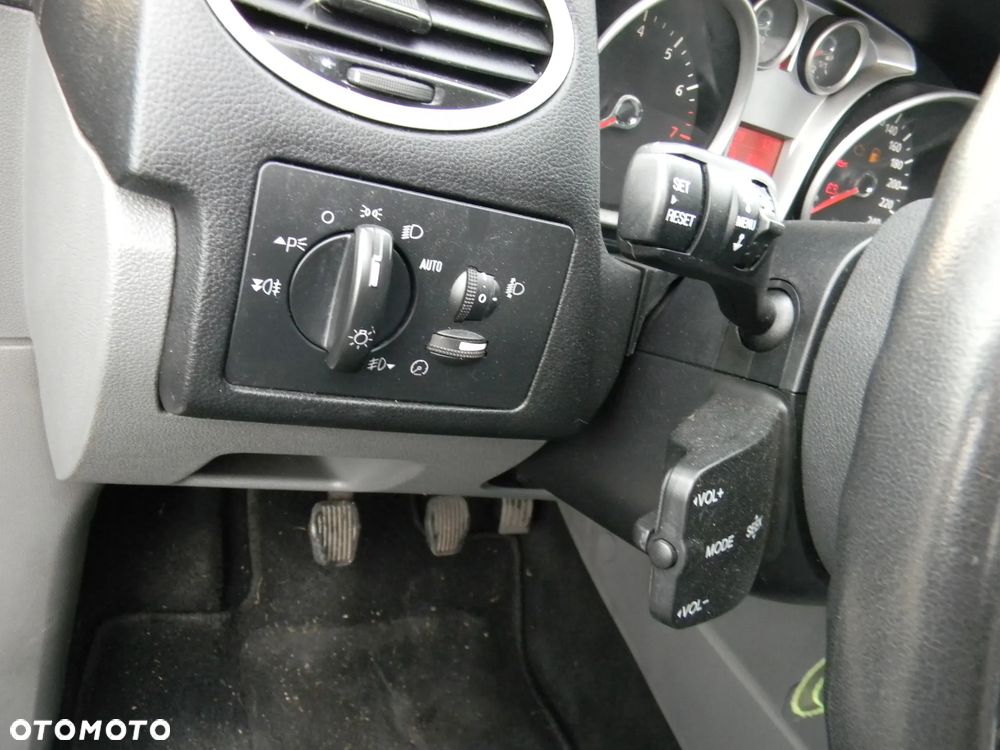 Ford Focus - 26