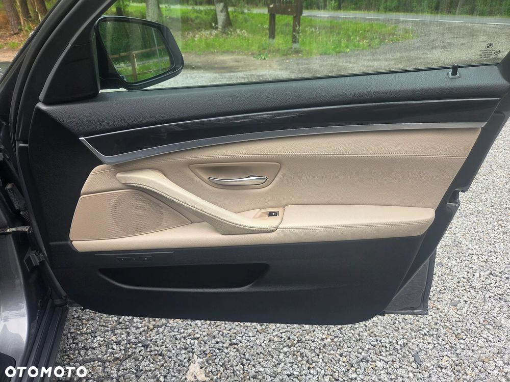 BMW Seria 5 - 16