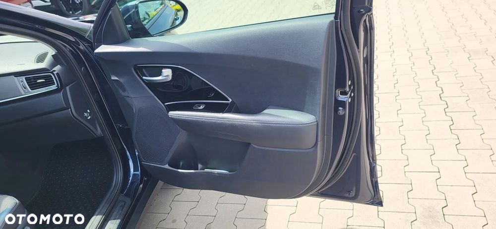 Kia Niro 1.6 GDI Hybrid L - 20