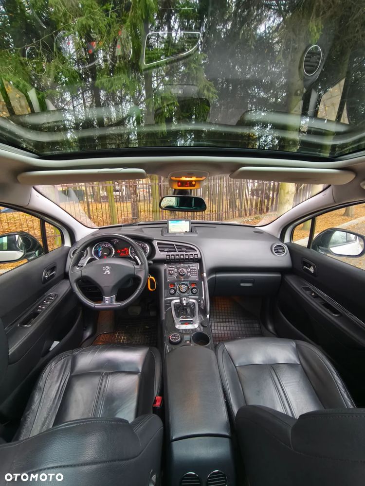 Peugeot 3008 2.0 HDi HYbrid4 - 8