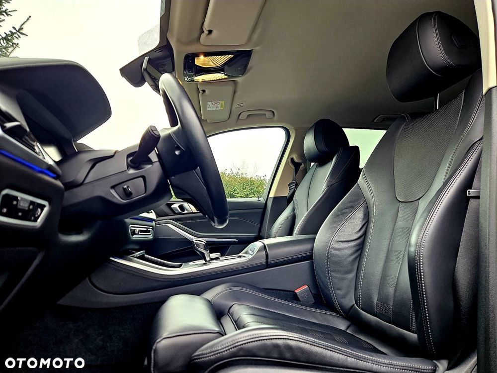BMW X5 xDrive25d - 29