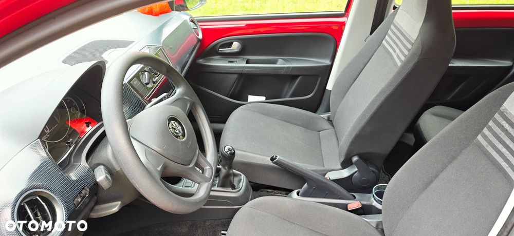 Volkswagen up! - 10