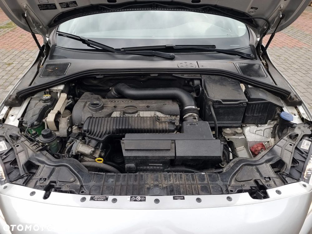 Volvo V60 Cross Country - 26
