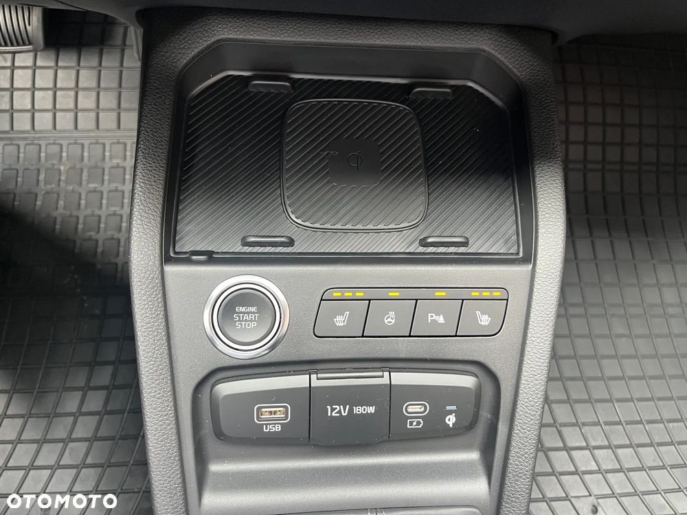 Kia Stonic 1.0 T-GDI L Business Line DCT - 36