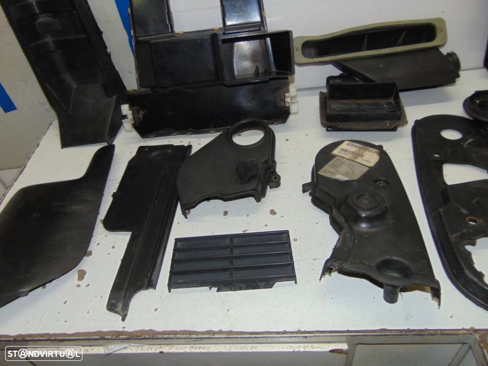 Volvo 780 Turbo coupê Bertone vários plásticos - 4