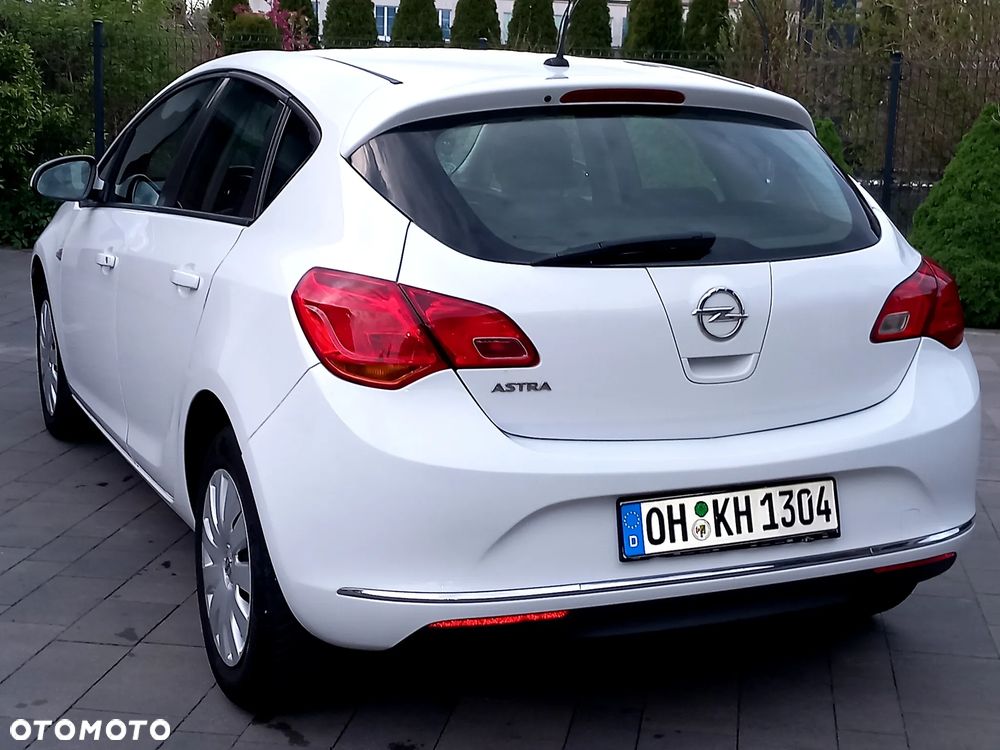 Opel Astra 1.6 Style - 27