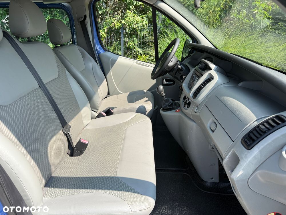 Opel Vivaro - 14