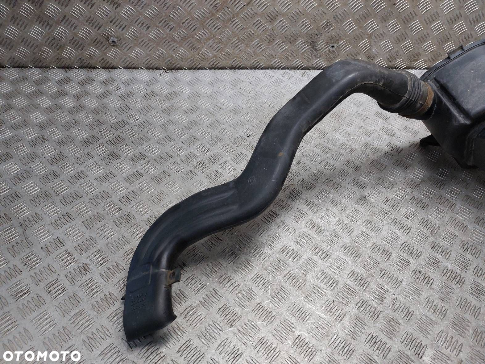 OBUDOWA FILTRA POWIETRZA + RURA DOLOT SAAB 9-5 I 2.0 T 4572483 4670469 - 7