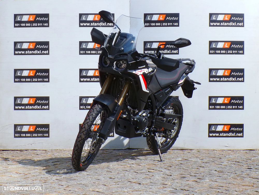QJ Motor SRT 125DX - 2