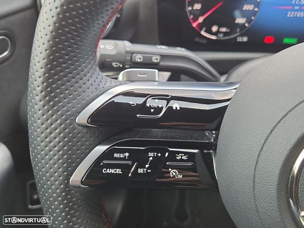 Mercedes-Benz A 250 e 8G-DCT AMG Line Advanced Plus - 16