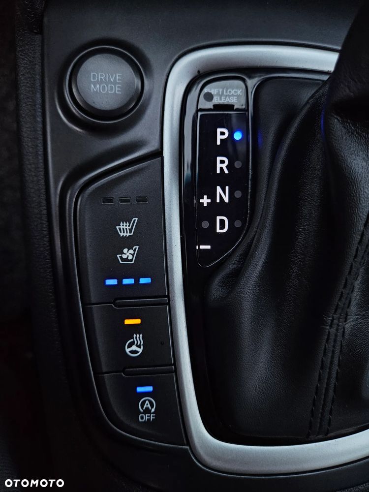 Hyundai Kona 1.6 T-GDI DCT 4WD Premium - 17
