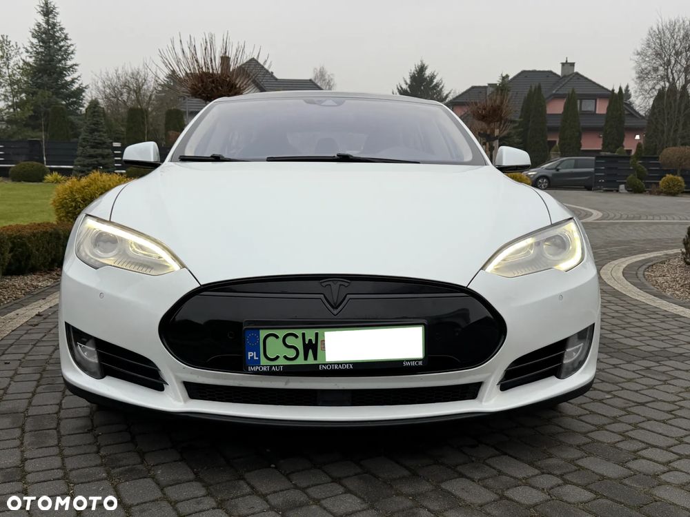 Tesla Model S 85D Allradantrieb - 35