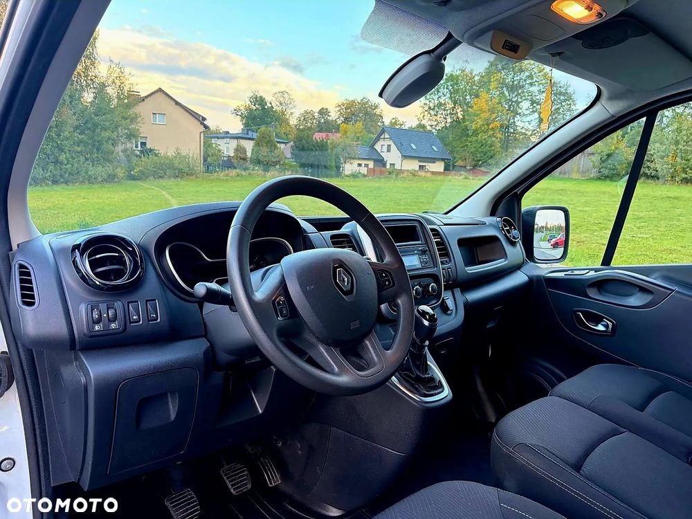 Renault Trafic - 18