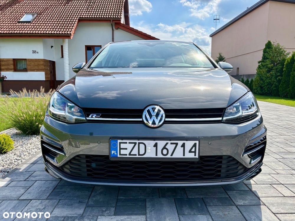 Volkswagen Golf - 23