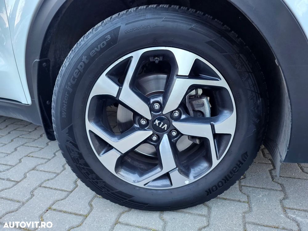 Kia Sportage 1.6 DSL MHEV 7DCT HP 4x2 Plus - 36