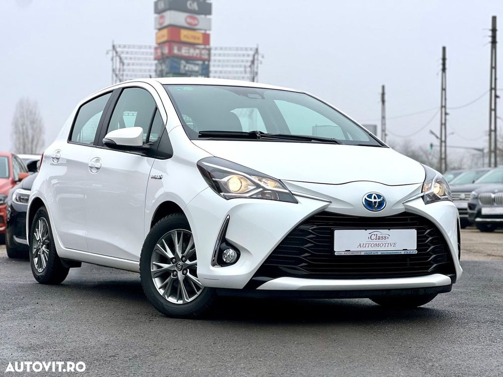 Toyota Yaris 1.5 VVT-i HSD Active - 3