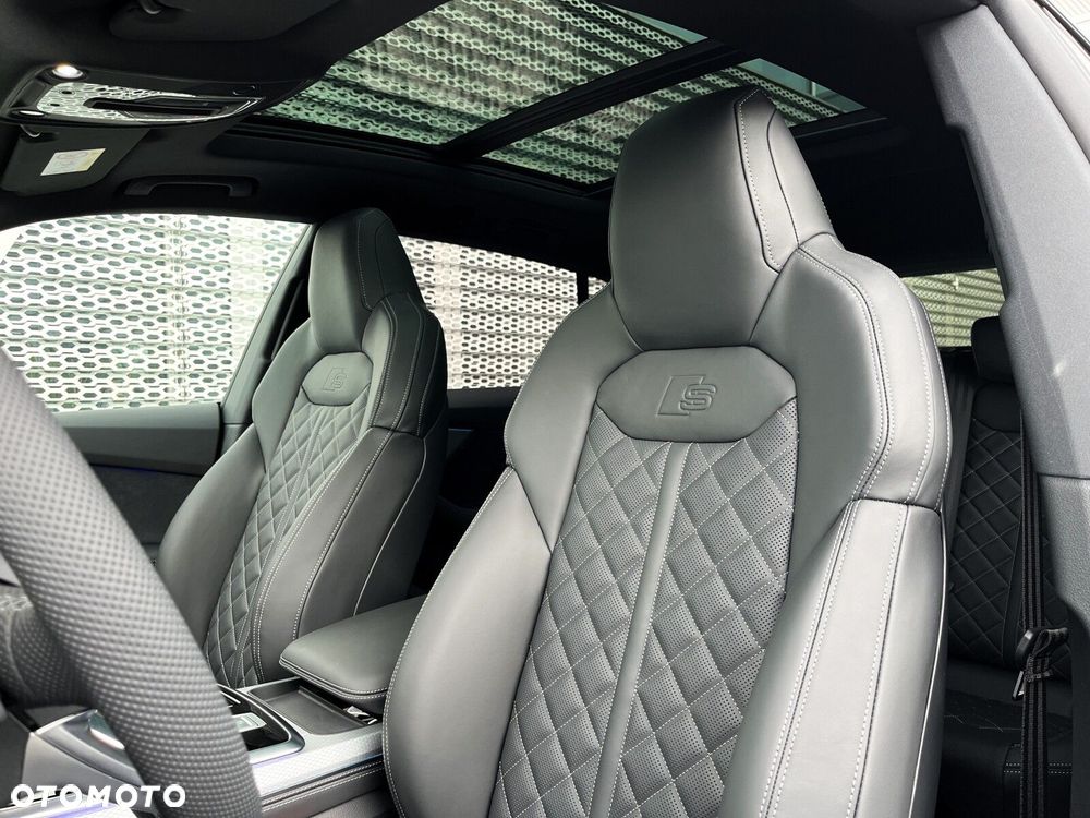 Audi SQ8 - 17