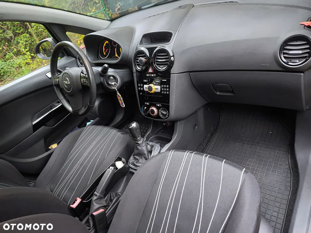 Opel Corsa - 9