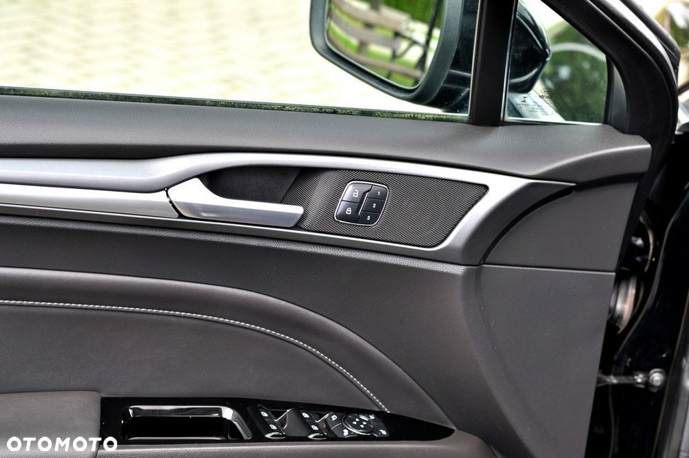Ford Mondeo 2.0 TDCi STart-Stopp Titanium - 17