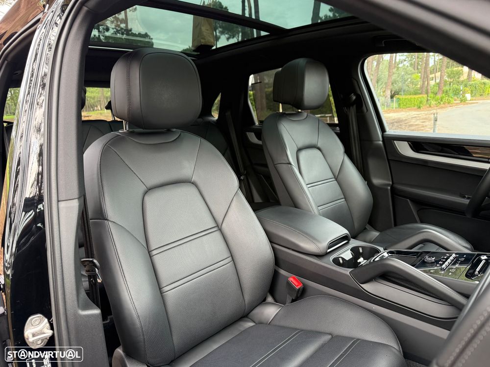 Porsche Cayenne E-Hybrid - 15