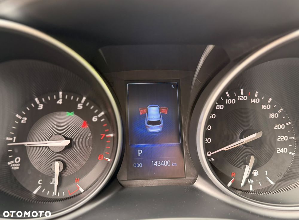 Toyota Avensis 2.0 Premium MS - 8