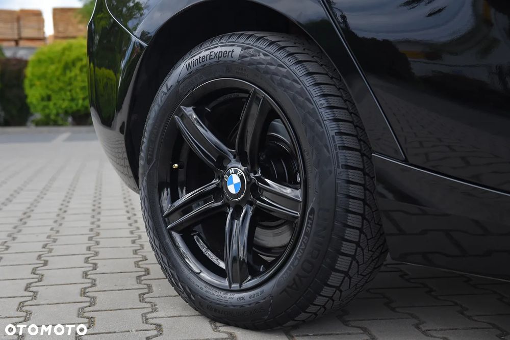 BMW Seria 1 116i - 8