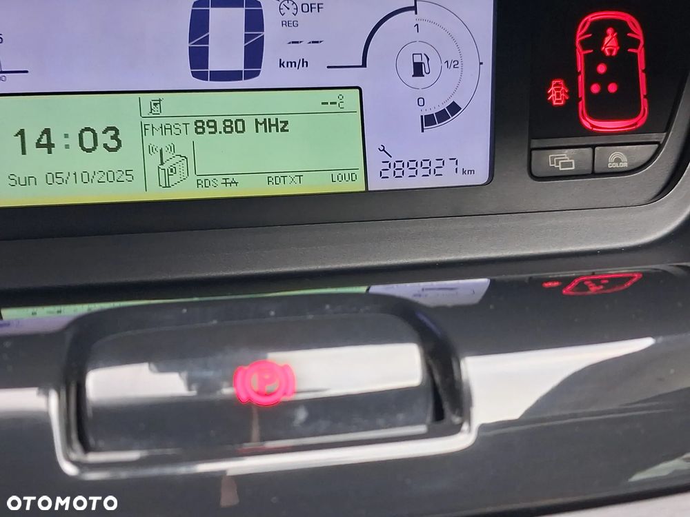 Citroën C4 Picasso 2.0 HDi FAP Exclusive - 4