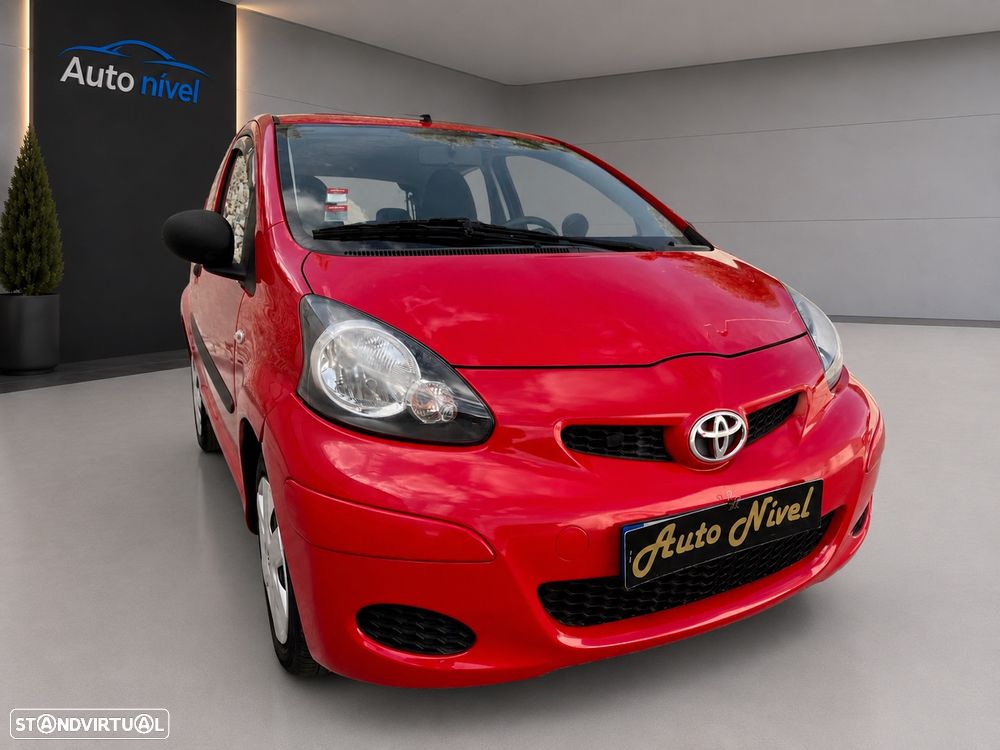 Toyota Aygo 1.0 Red Edition - 12