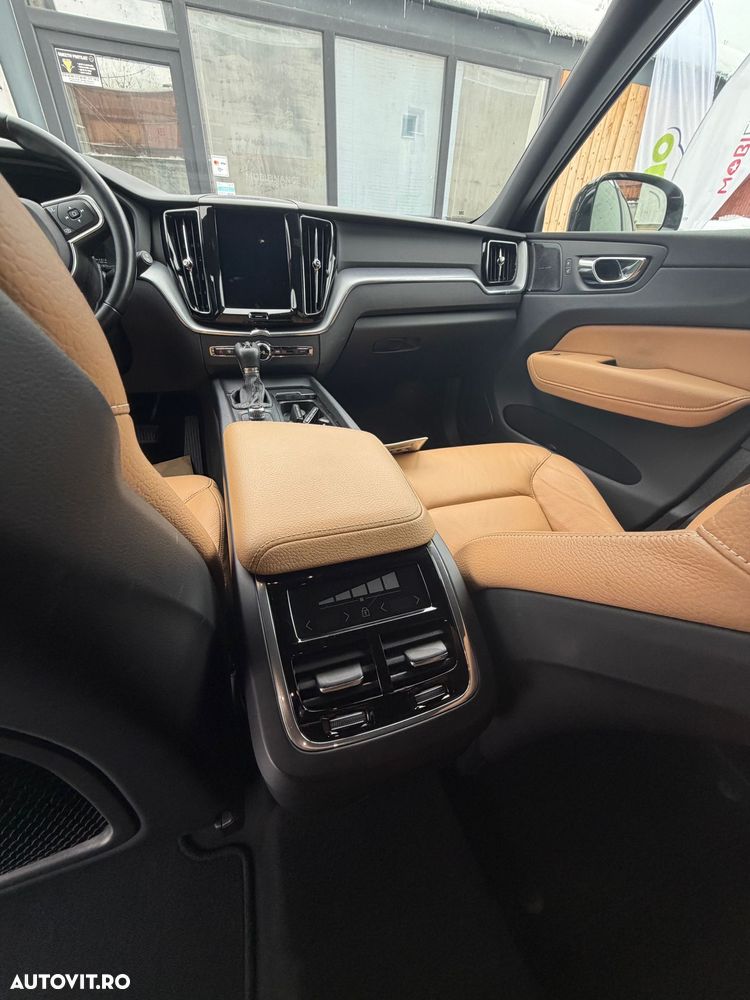 Volvo XC 60 D4 AWD Momentum - 14