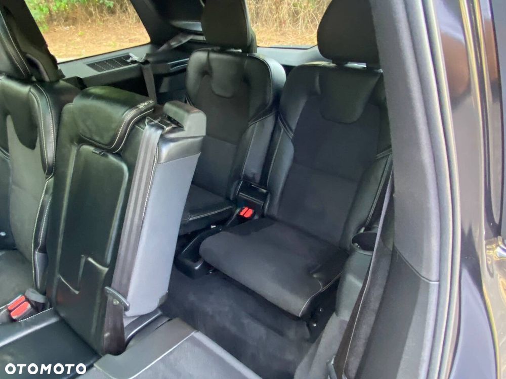Volvo XC 90 T5 GPF AWD R-Design 7os - 41