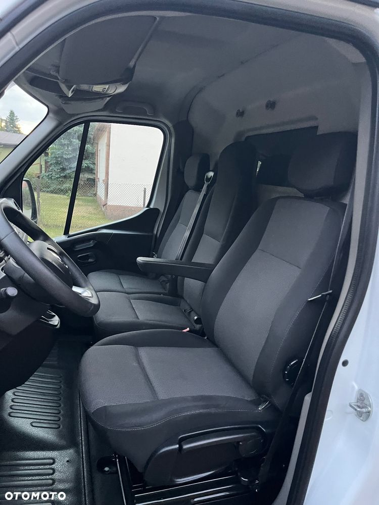 Renault Master - 25