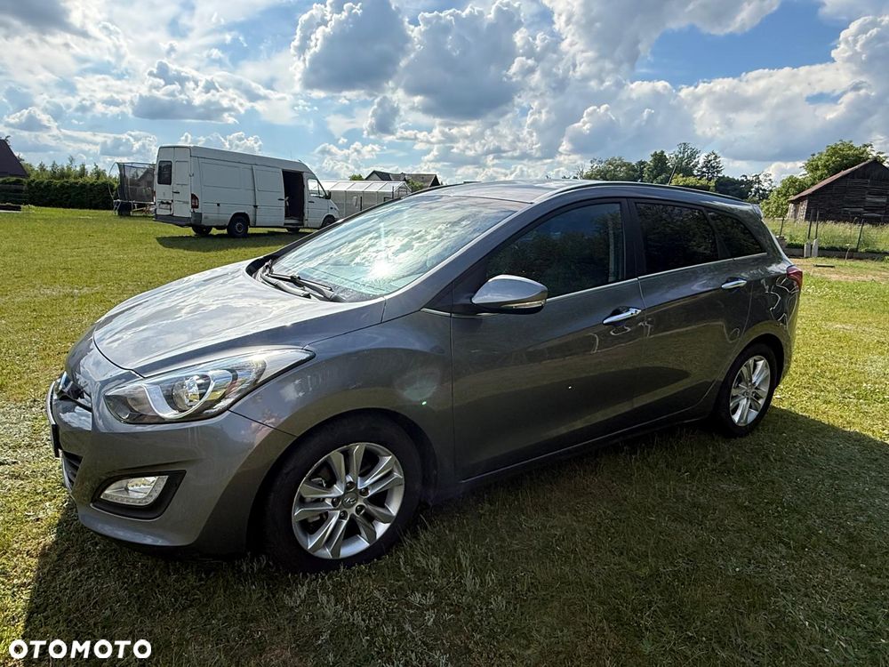 Hyundai i30 1.6 CRDi Premium - 10