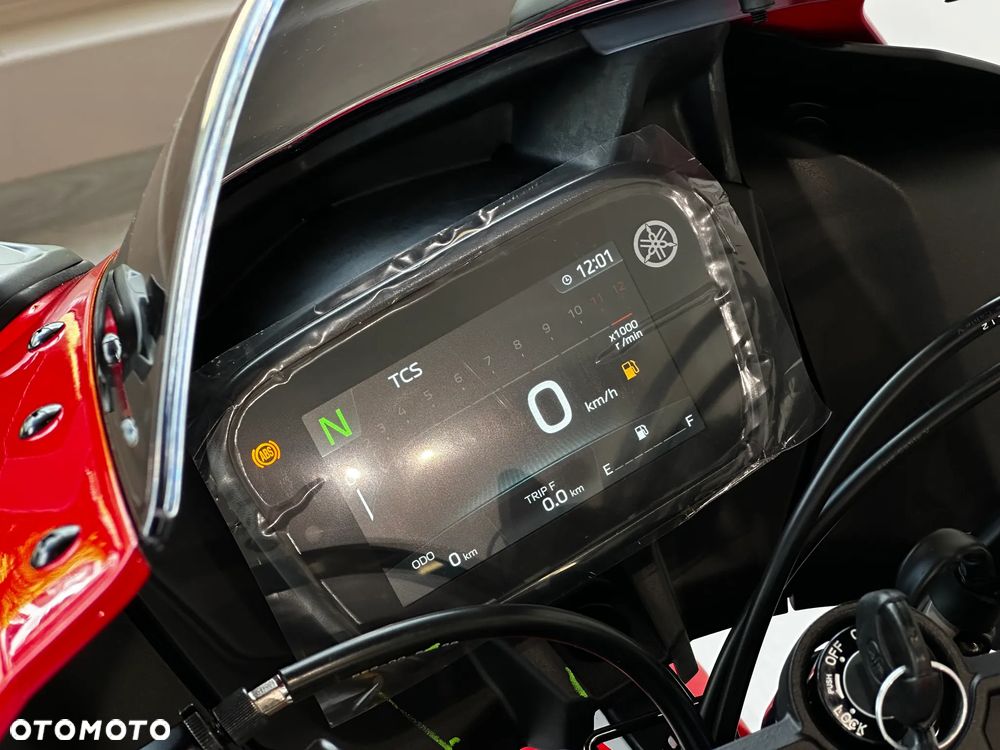Yamaha YZF - 9