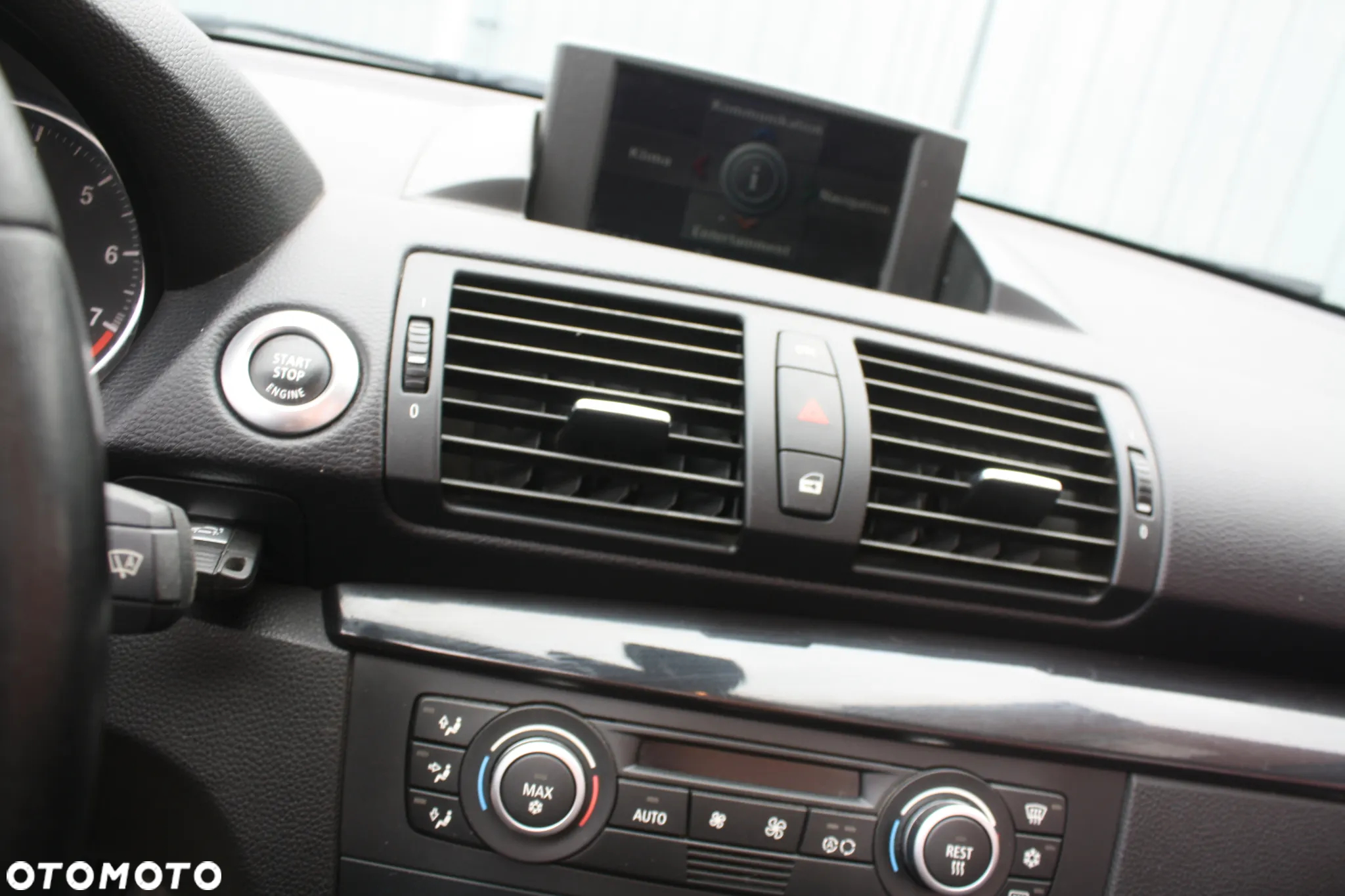 BMW Seria 1 120i Edition Sport - 38