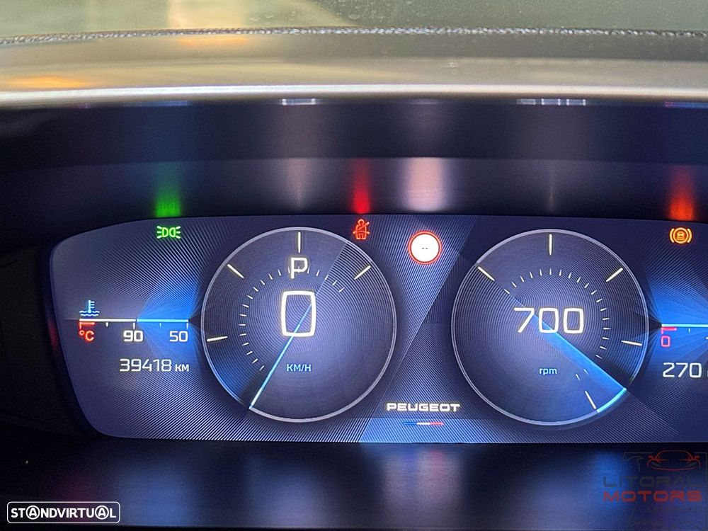 Peugeot 308 SW 1.2 PureTech Allure Pack EAT8 - 24