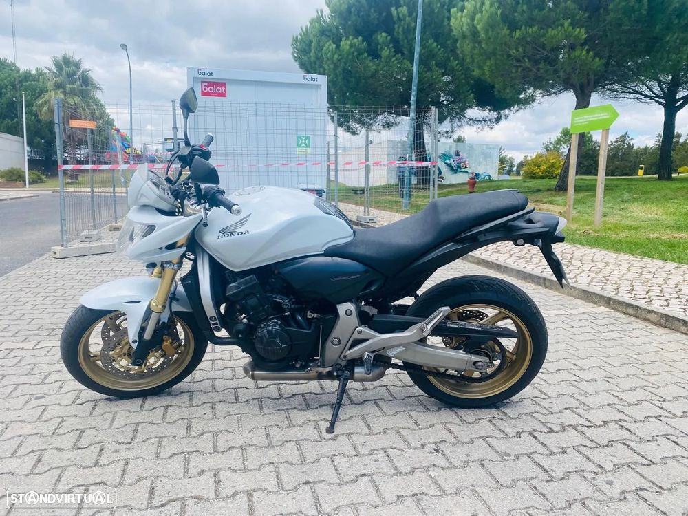 Honda Hornet Com escape rendimentos e varios extras - 7