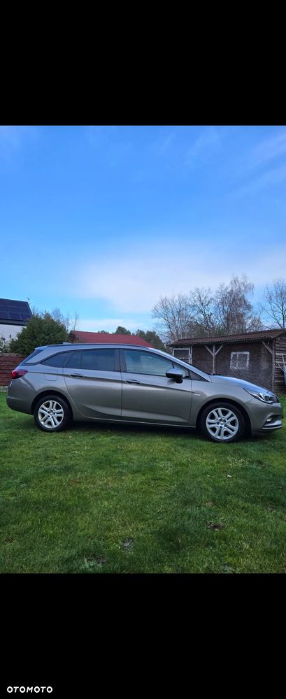 Opel Astra - 4