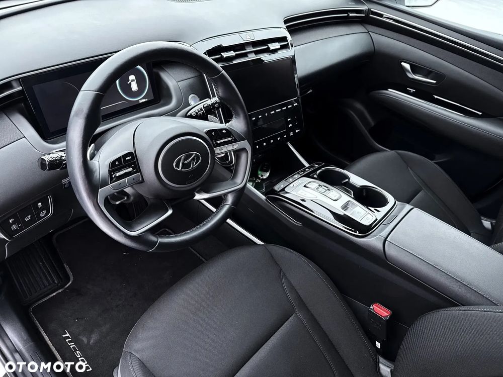 Hyundai Tucson 1.6 T-GDi HEV Executive 2WD - 7