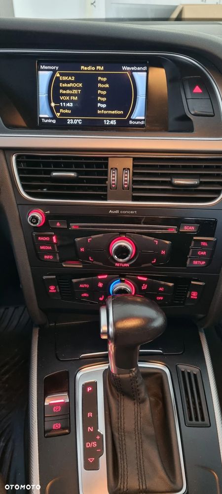 Audi A4 Allroad 2.0 TDI Quattro S tronic - 34