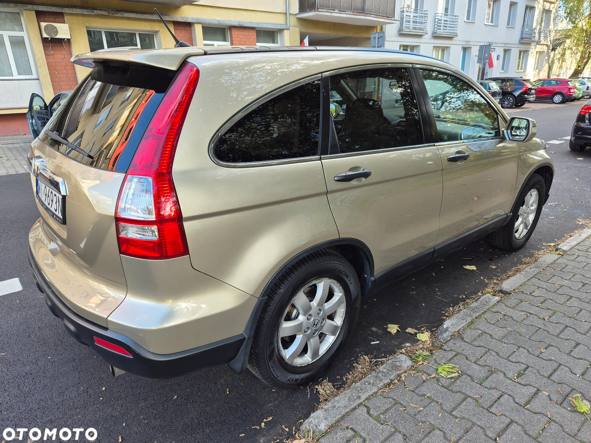 Honda CR-V 2.4i-VTEC Automatik Exclusive Edition - 4
