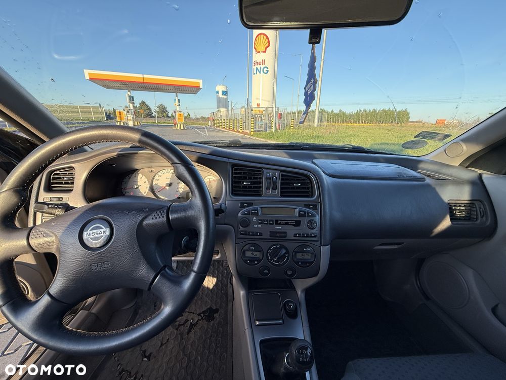 Nissan Primera - 6