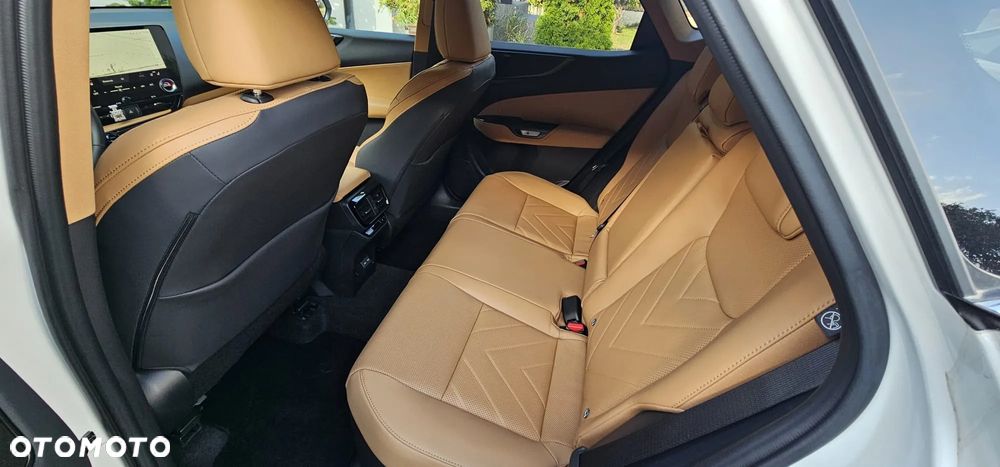 Lexus NX 350h Omotenashi AWD - 6