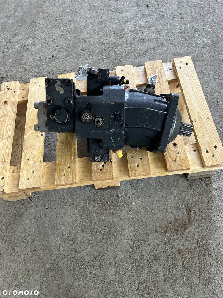 Silnik jazdy, hydromotor do koparki Cat 313C - 1