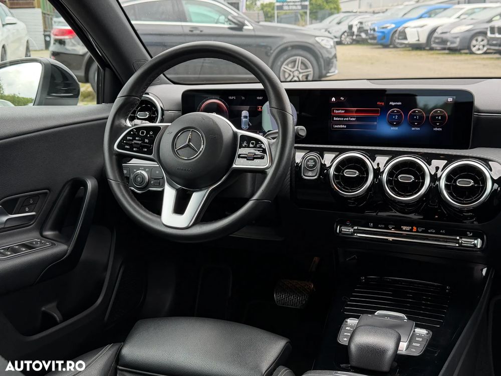 MERCEDES-BENZ A-Class 2022 — imagine 4