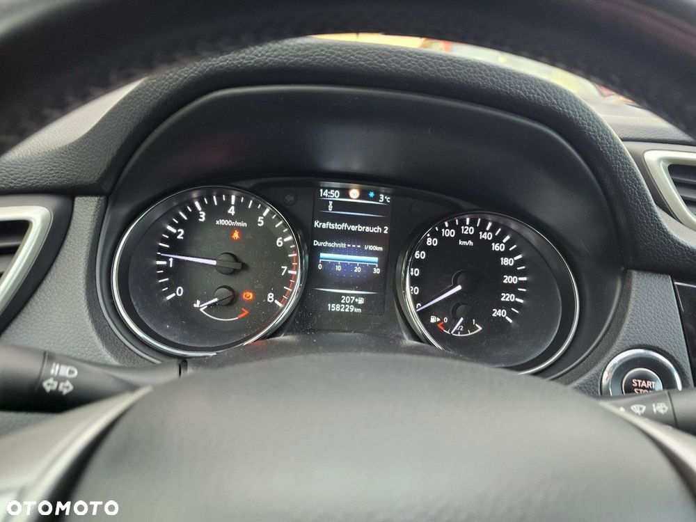 Nissan Qashqai 1.6 DIG-T N-Connecta - 16