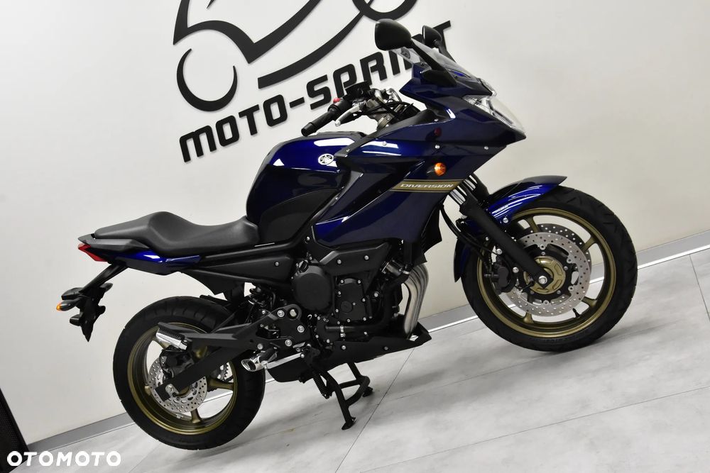 Yamaha XJ - 7