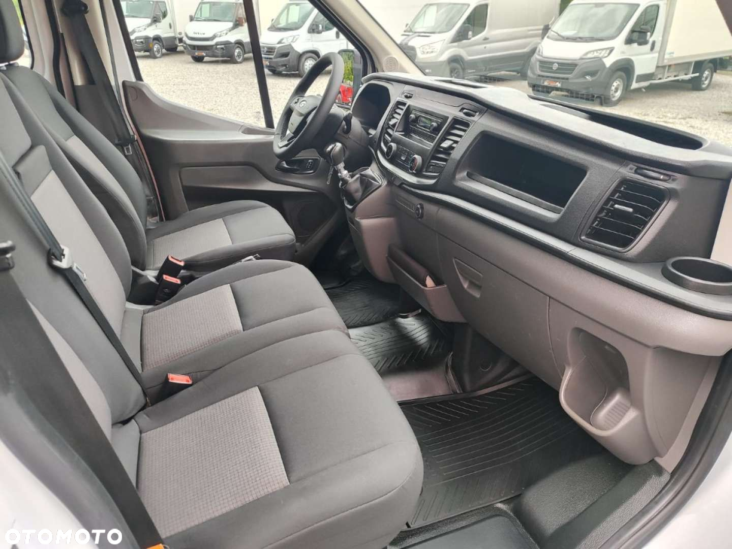 Ford Transit - 17